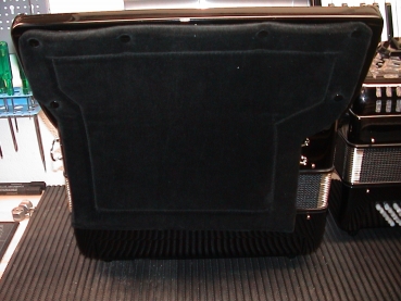 Mengascini - Aurora IV / 96 Bass ....!    (Special Musette)