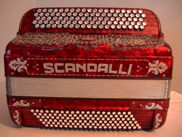 Scandalli - Superior - ( C Griff ) 120 Bass (Musette)