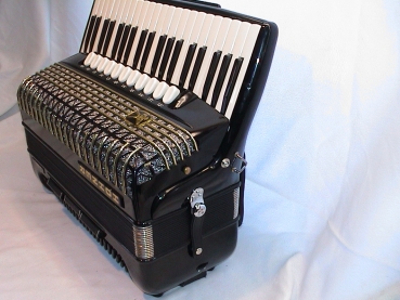 HOHNER Atlantic IV N de LUXE, 120 Bass