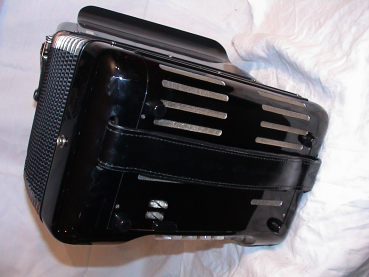 HOHNER Morino Club N (C-F Dur),  5/5 Chörig