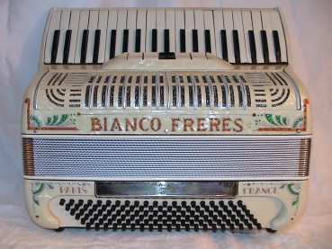 Bianco Freres,  120 Bass