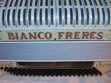 Bianco Freres,  120 Bass