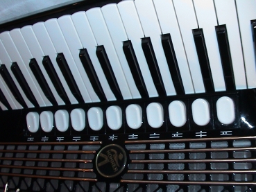 Hohner Atlantic IV 120 - NEUWERTIG