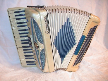 Crucianelli (Compact II), 120 Bass (Made in Italia...!)