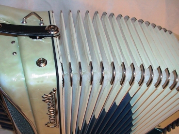 Crucianelli (Compact II), 120 Bass (Made in Italia...!)