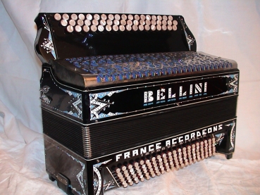Bellini - ( C Griff ) 120 Bass (RETRO)