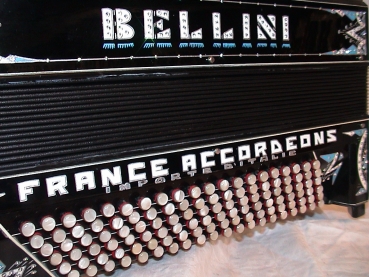Bellini - ( C Griff ) 120 Bass (RETRO)