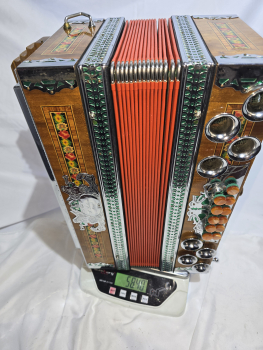 Melodija Menges - Handharmonika ( A-D-G ) diatonic accordion, acordeon
