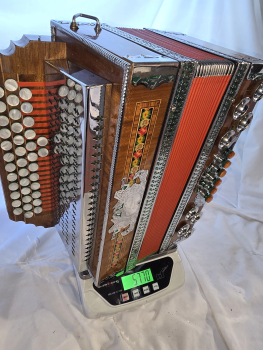 Melodija Menges - Handharmonika ( A-D-G ) diatonic accordion, acordeon