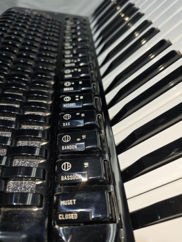 BUGARI Champion  Cassotto,  5/5 Chörig, Double Tone Chamber (Cassotto)